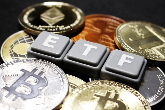 Bitcoin etfs crypto prices