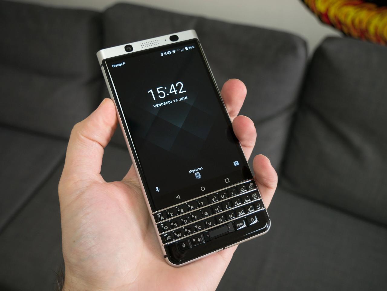 Blackberry keyone bronze edition launched