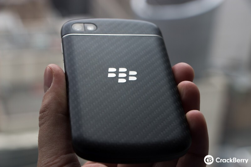 Concept image shows what the blackberry q30q20 could look like