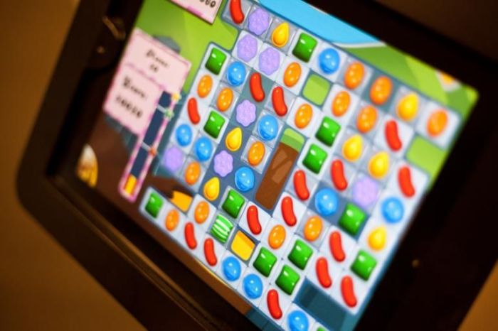 Candy crush saga developer thinks it owns the word candy