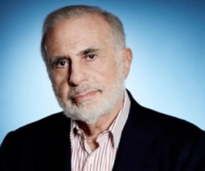 Investor carl icahn convinced that apple is still building tv set