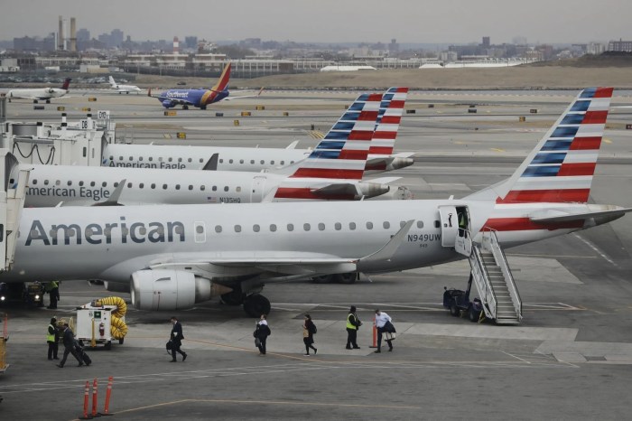 American airlines center offers free att wi fi