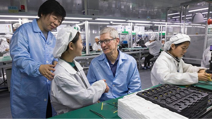 New apple 12 macbook gets unboxed in vietnam