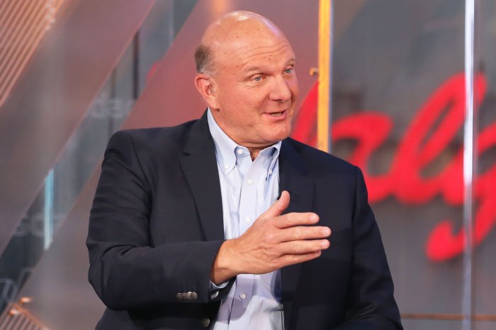 Steve ballmer states that the surface tablets were a supplement for oems