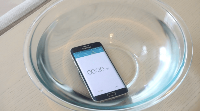 Galaxy s6 edge survives water test despite not being waterproof