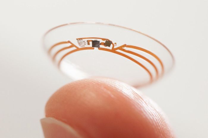 Google unveils smart contact lens that measures glucose levels