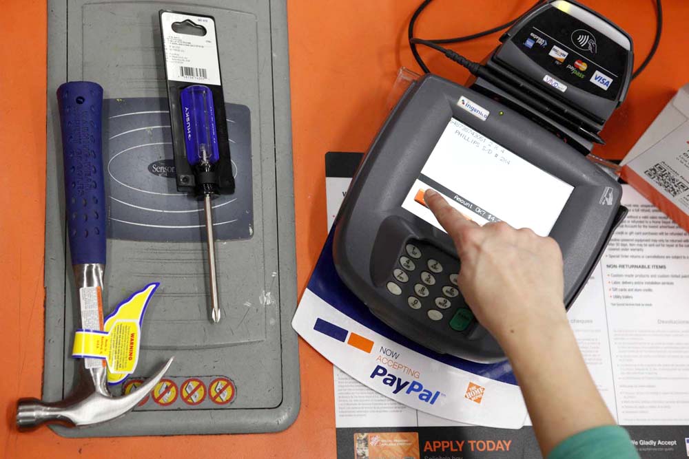 Home depot plans to support apple pay with more than 2000 stores