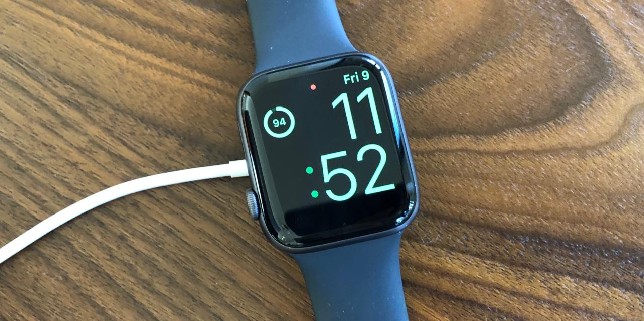 Apple watch battery found to have 1000 charge cycles