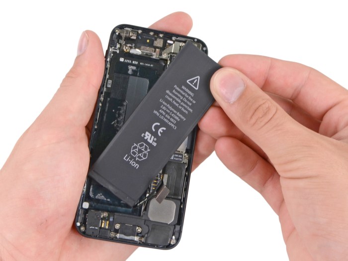 Apple extends iphone 5 battery program