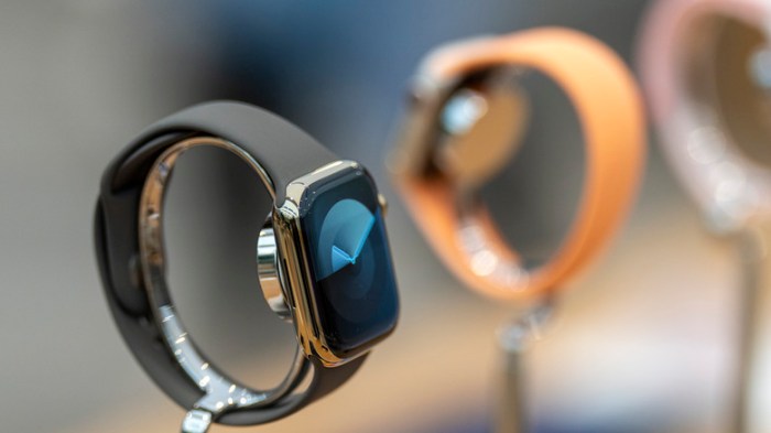 Apple reportedly wants nordstrom to sell the apple watch