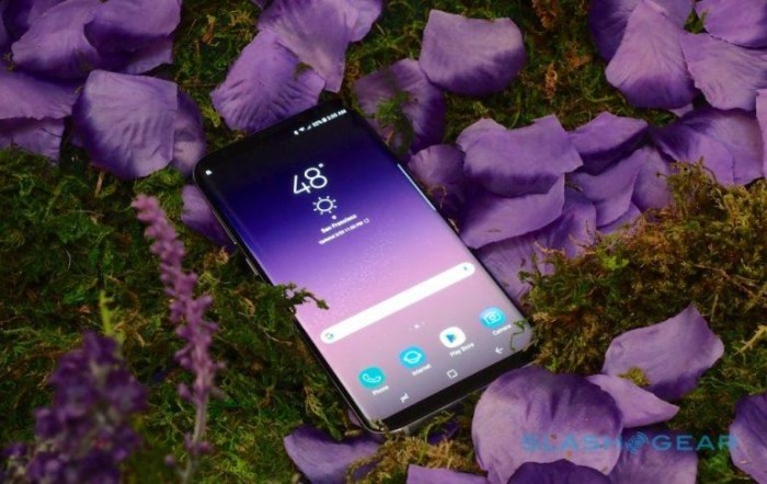 Galaxy s8 s8 plus note 8 waking up at random