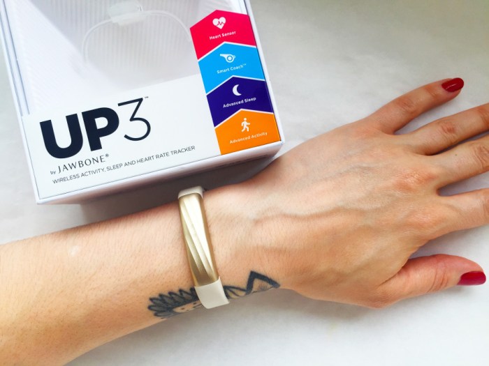 Jawbone up4 announced with mobile wallet feature