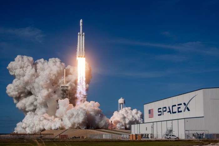 Spacex official photos are now in the public domain