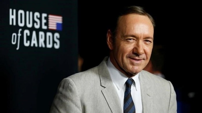 Netflix drops kevin spacey house of cards