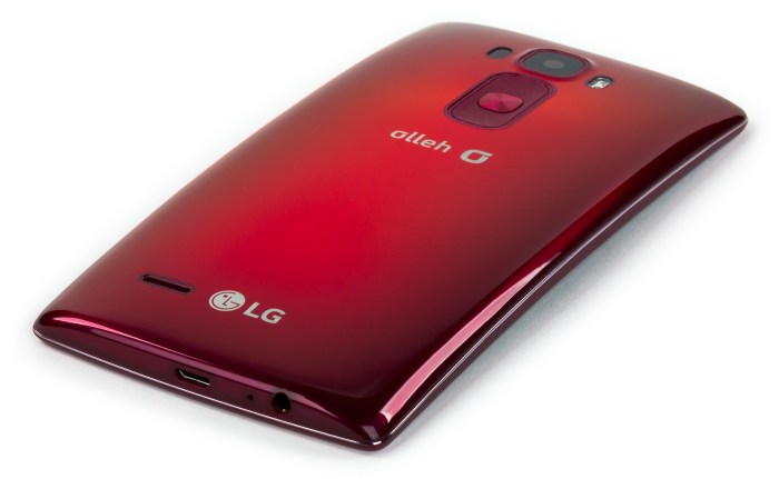 Lg claims the g flex 2 is aimed at the 30 45 year old business user