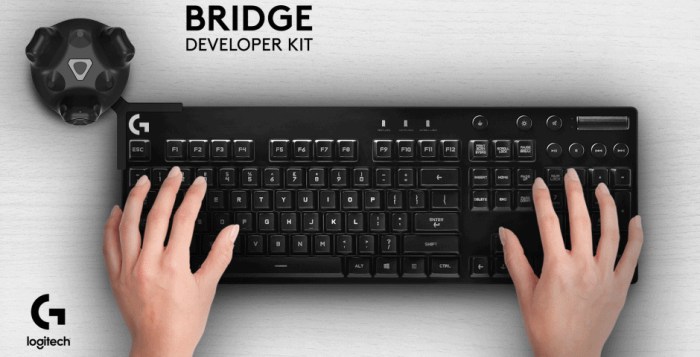 Logitech htc keyboards virtual reality