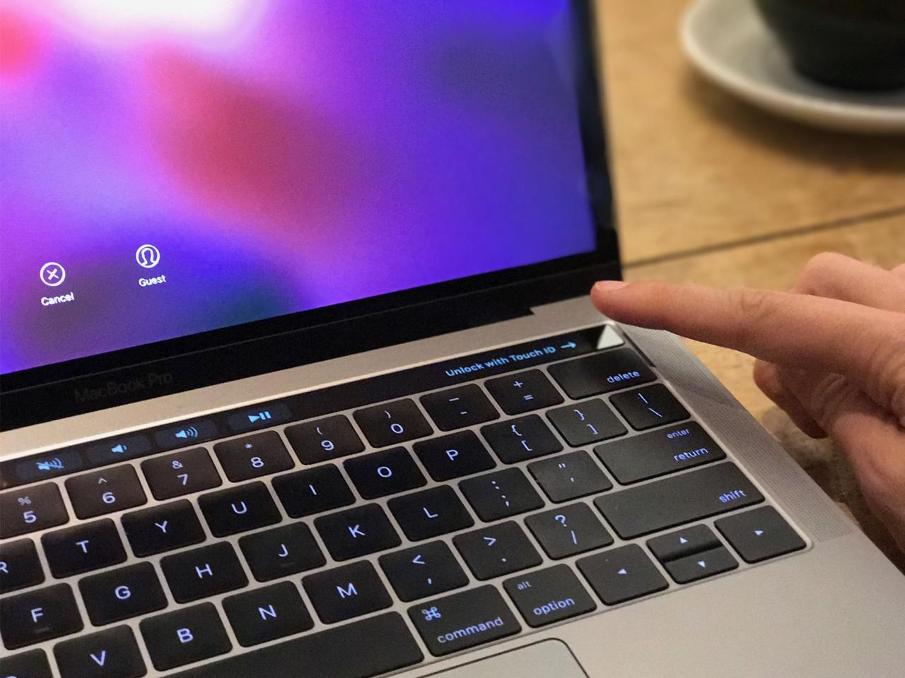 New macbook again rumored to feature touch id