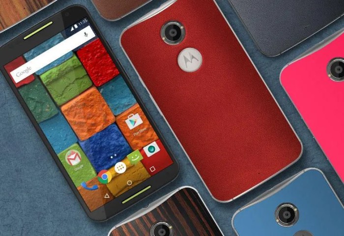 Motorola teases red leather moto maker option