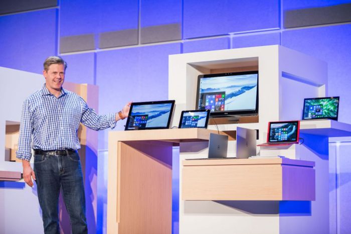 Microsoft might start selling hardware in windows 10 store