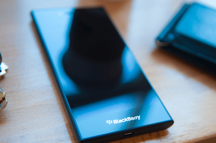 New blackberry leap video surfaces