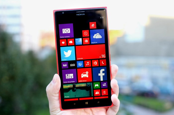 Nokia lumia 1820 and lumia 1525 flagship information leaks