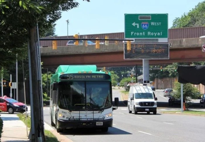 Apple job listing confirms public transit info coming to maps service