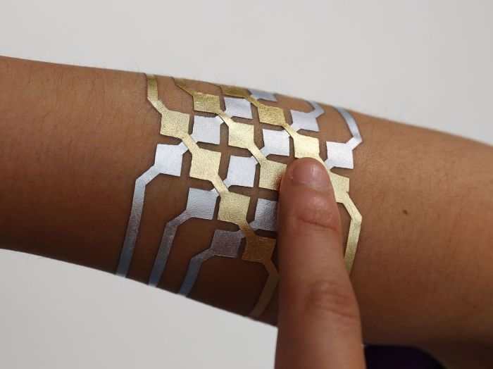 Microsoft research and mit create smart tattoo that can control a phone