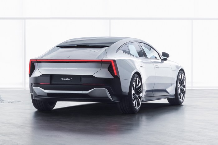 Polestar lands 1b loan to keep ev plans on track