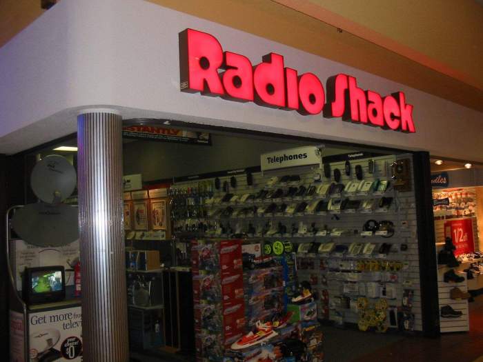 Radioshacks bankruptcy could see your personal information sold