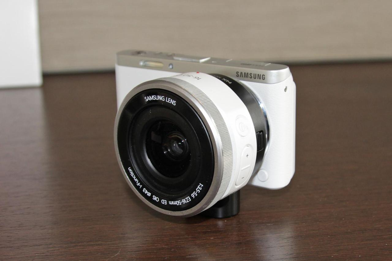 Samsung nx mini camera now official