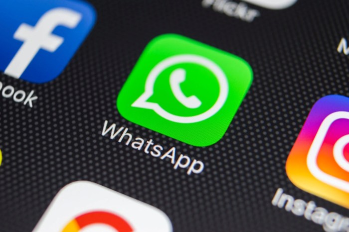 Germany facebook stop collecting whatsapp data