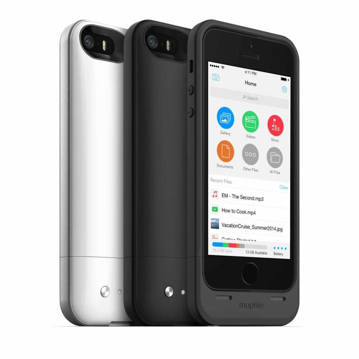 Mophie space pack for iphone couples external battery with additional storage