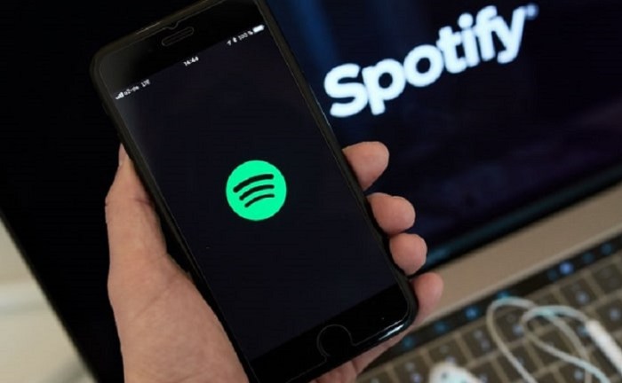 Spotify to shut off car thing for good leading users to demand refunds