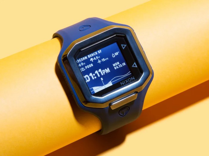 Ultratide surf watch tells you when you should hit the waves