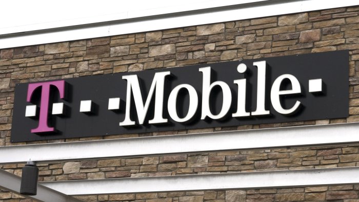 T mobile surprises some of their customers with unlimited 4g lte