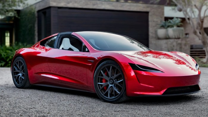 New tesla roadster will be bigger and faster