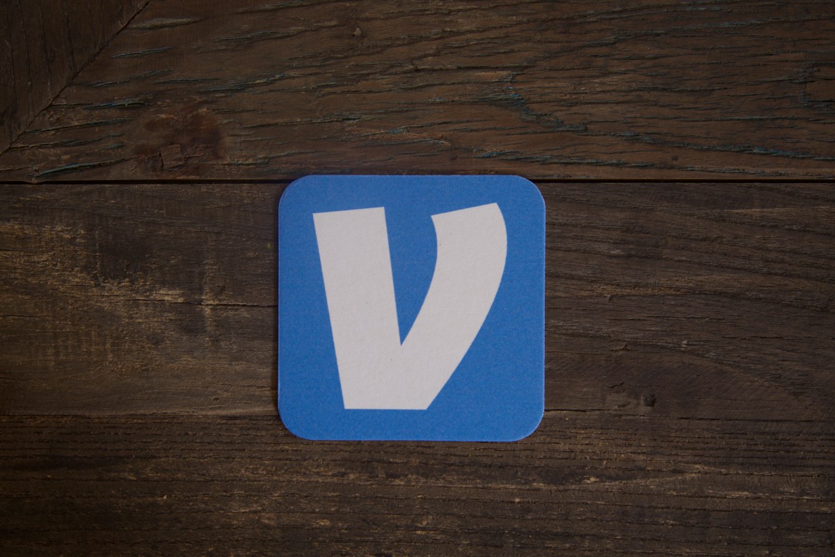 Venmo gets a new way to split expenses among groups like clubs teams trip buddies and more