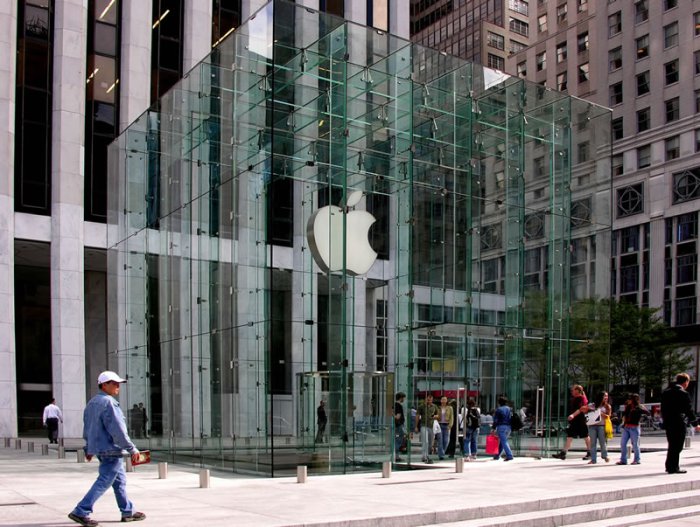 Dubai will reportedly get the worlds largest apple store